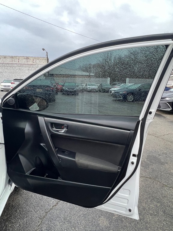 2019 Toyota Corolla Image 15