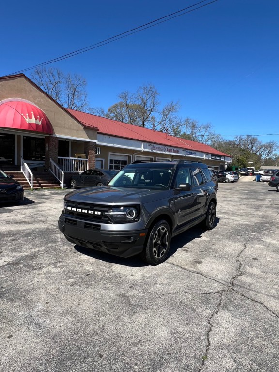 2021 Ford Bronco Image 1