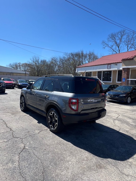 2021 Ford Bronco Image 3
