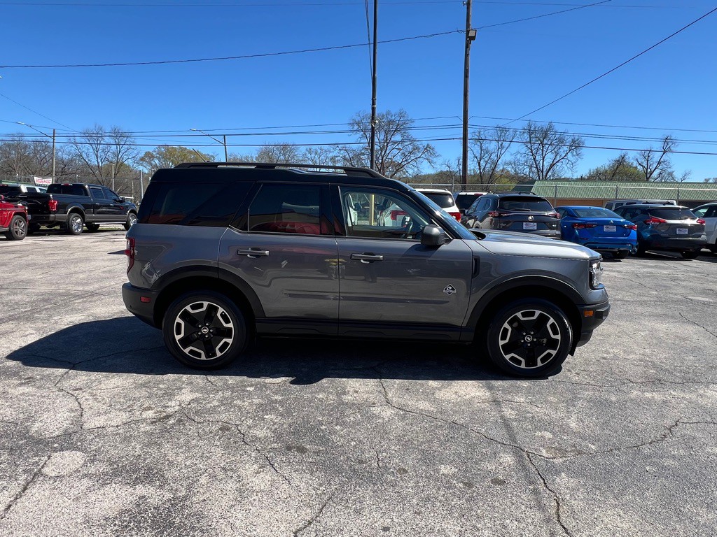 2021 Ford Bronco Image 6