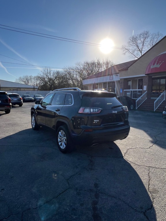 2019 Jeep Cherokee Image 3