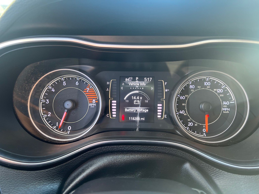 2019 Jeep Cherokee Image 17