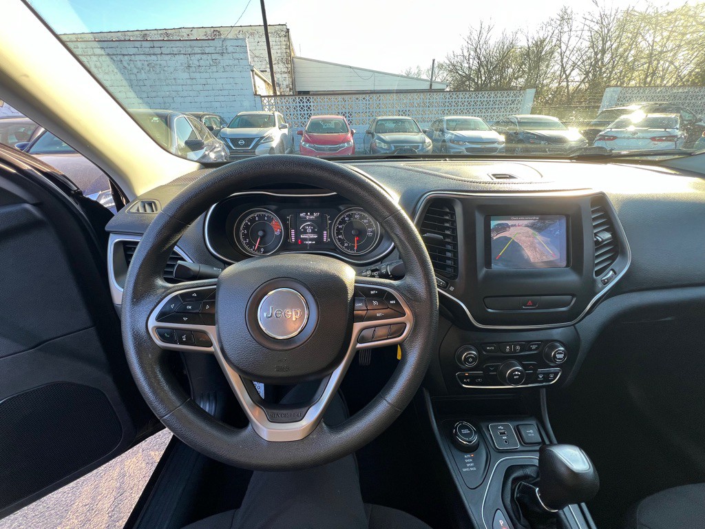 2019 Jeep Cherokee Image 18