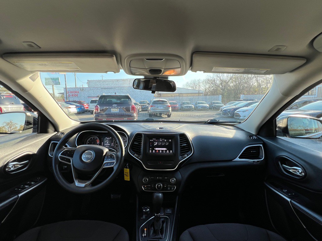 2019 Jeep Cherokee Image 19
