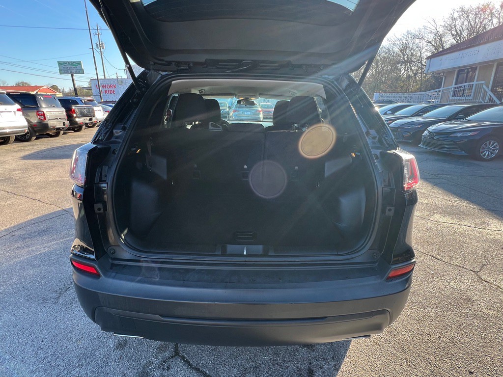 2019 Jeep Cherokee Image 20