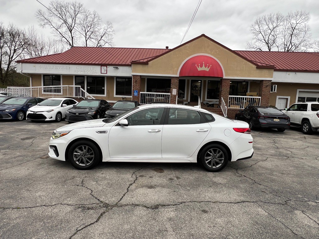 2020 Kia Optima Image 2