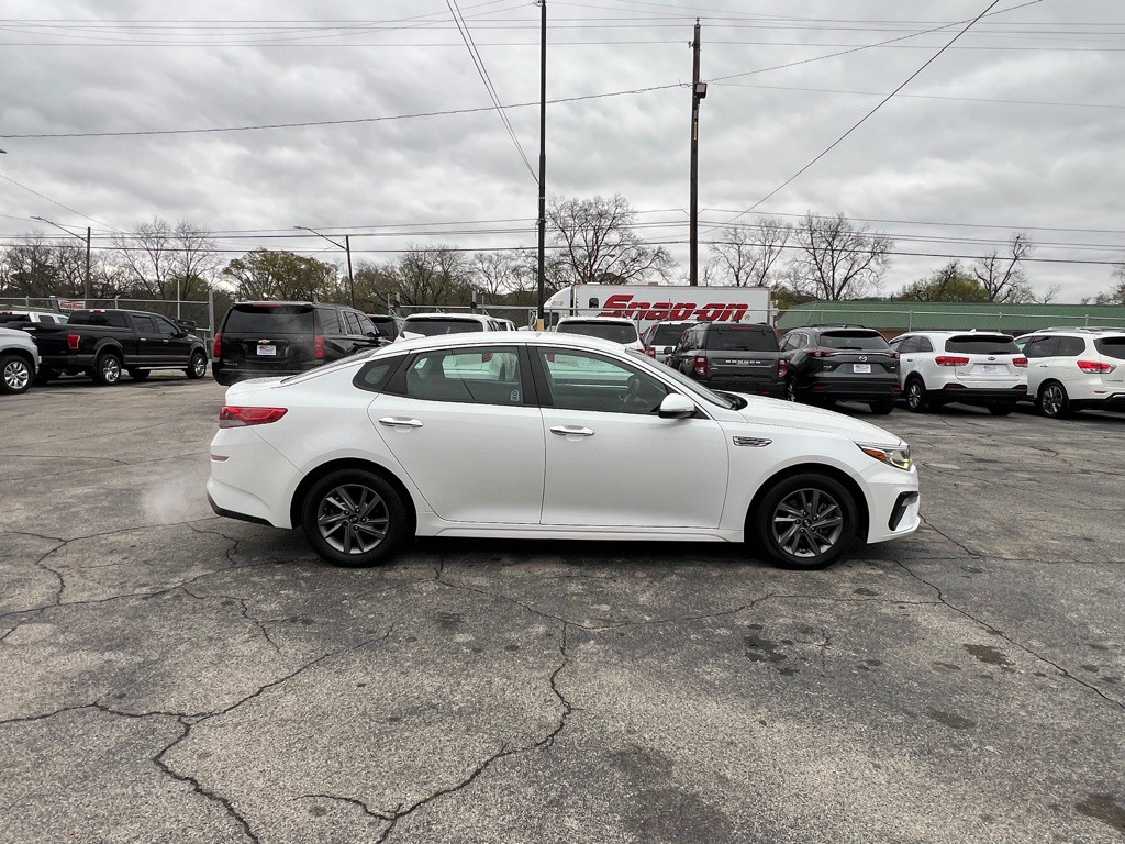 2020 Kia Optima Image 6