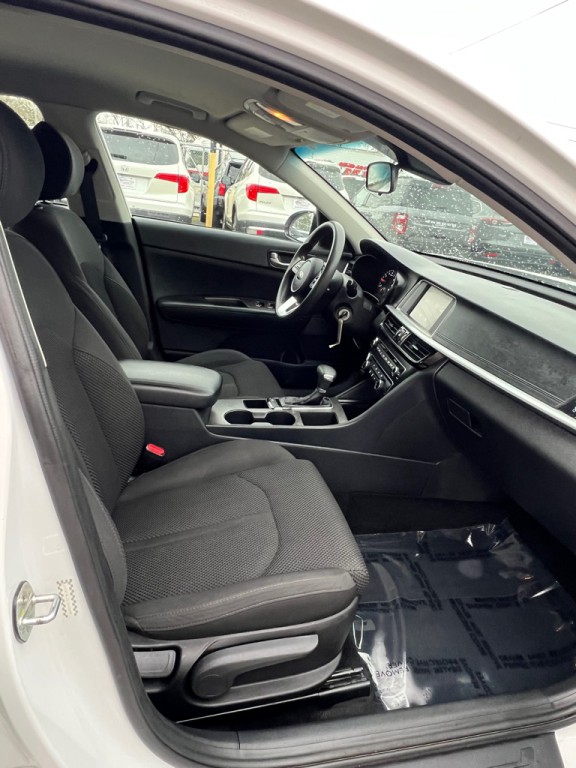 2020 Kia Optima Image 16