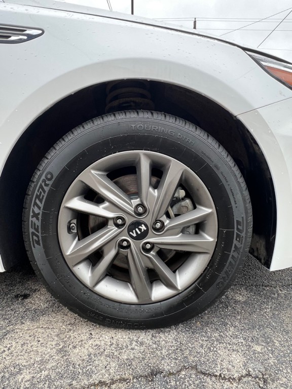 2020 Kia Optima Image 22