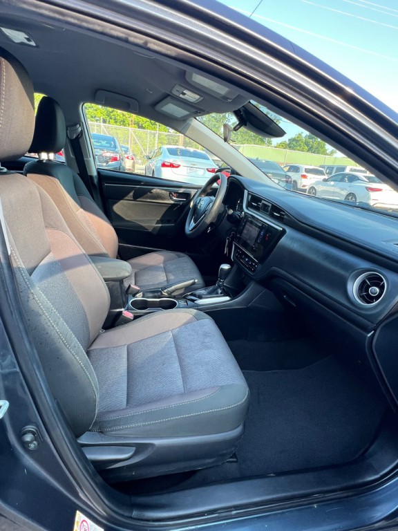 2019 Toyota Corolla Image 16