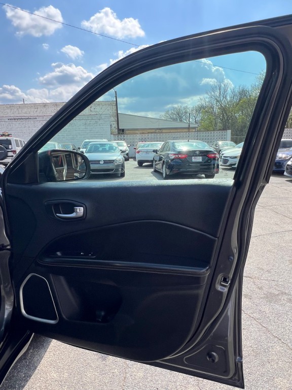 2018 Jeep Compass Image 15