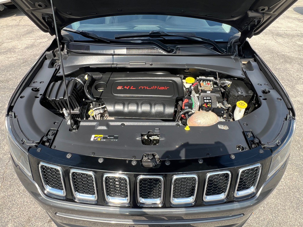 2018 Jeep Compass Image 21