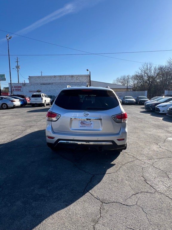 2013 Nissan Pathfinder Image 4