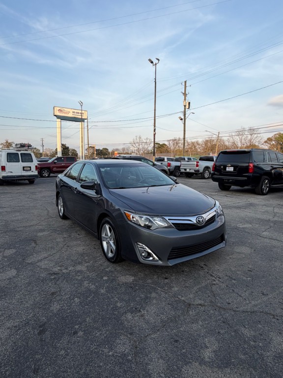 2012 Toyota Camry Image 7