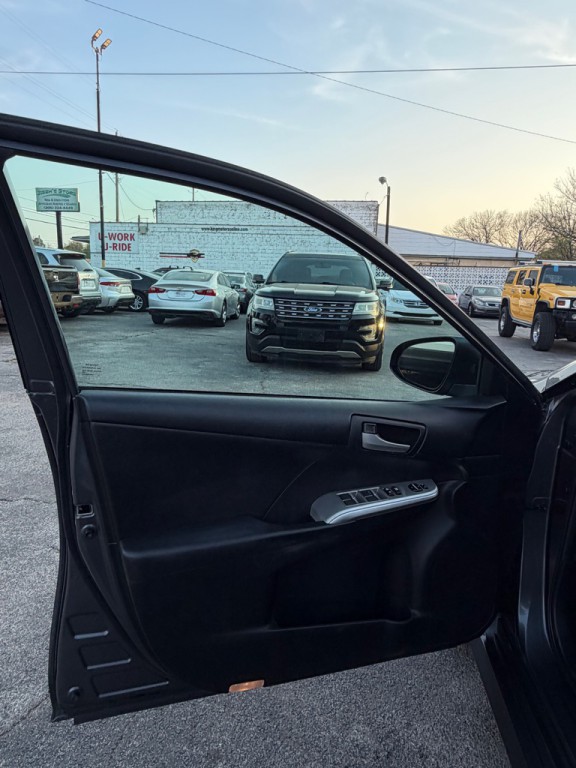 2012 Toyota Camry Image 8