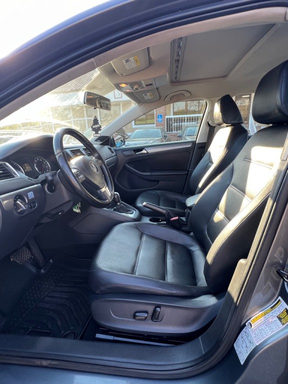 2014 Volkswagen Jetta Image 10