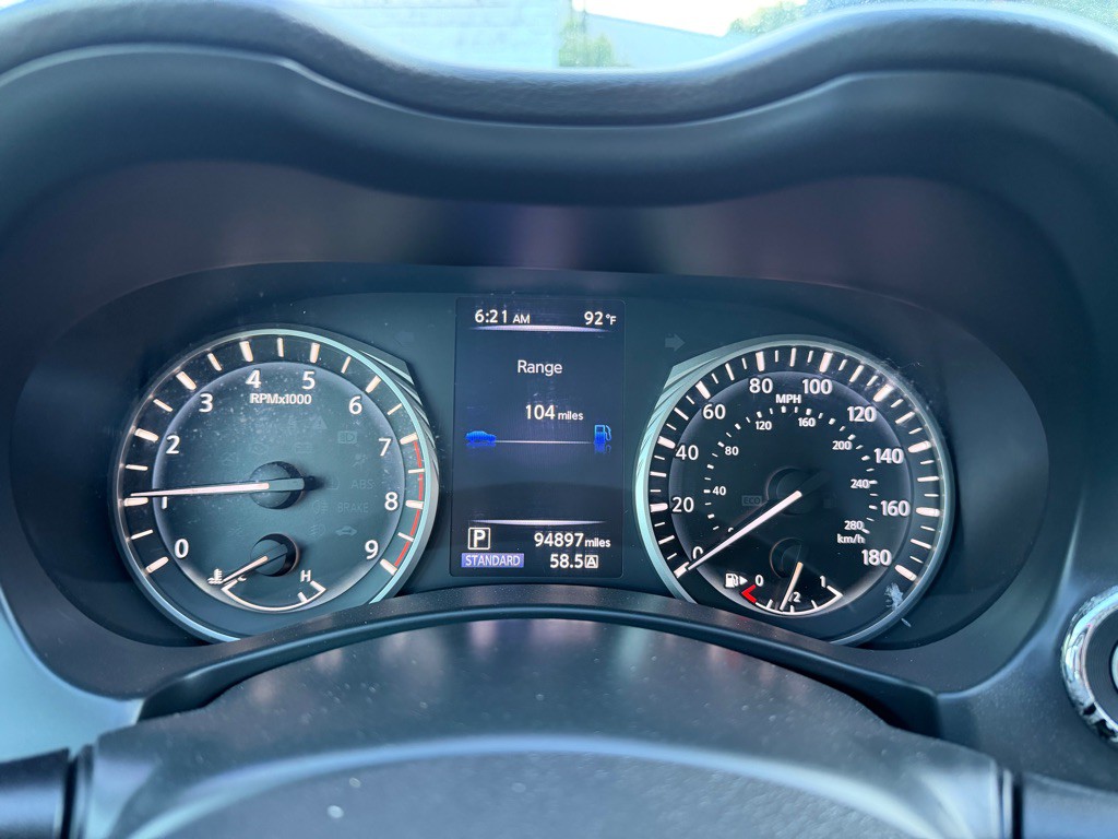 2018 INFINITI Q50 Image 9