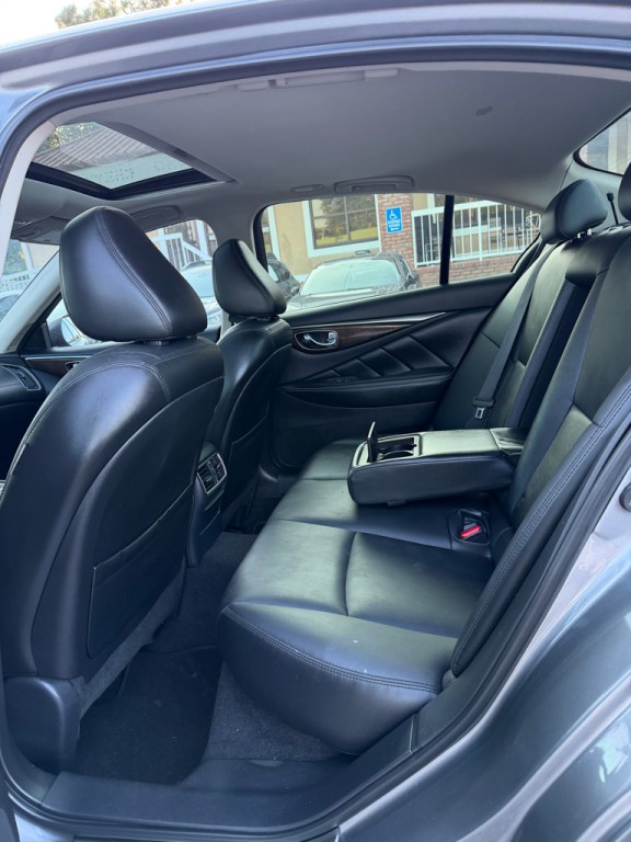 2018 INFINITI Q50 Image 16