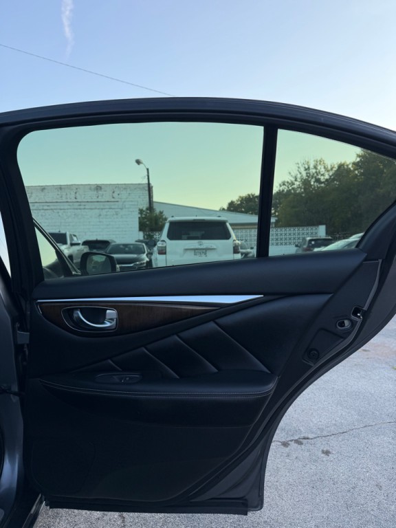 2018 INFINITI Q50 Image 17