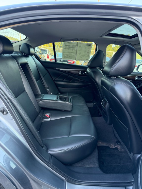 2018 INFINITI Q50 Image 18