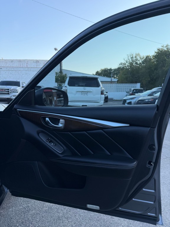 2018 INFINITI Q50 Image 19