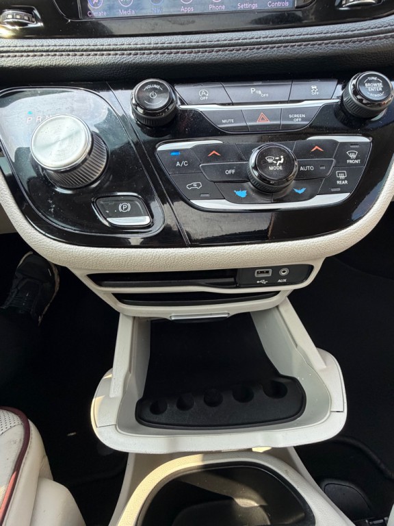 2020 Chrysler Pacifica Image 13