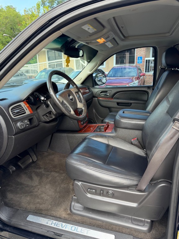 2013 Chevrolet Tahoe Image 16