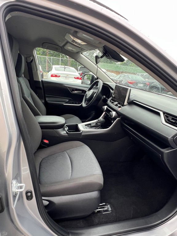 2025 Toyota Rav4 Image 16