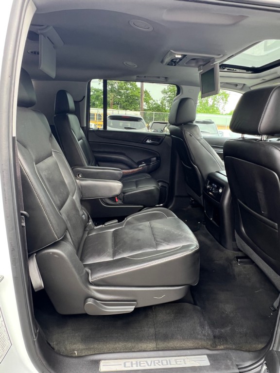 2015 Chevrolet Suburban Image 14