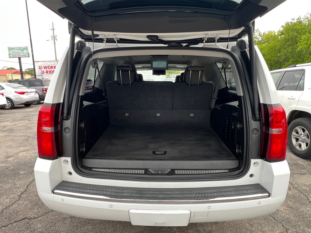 2015 Chevrolet Suburban Image 20