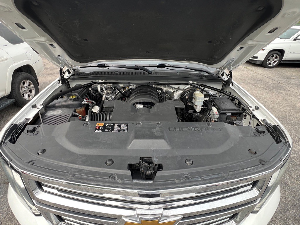 2015 Chevrolet Suburban Image 21