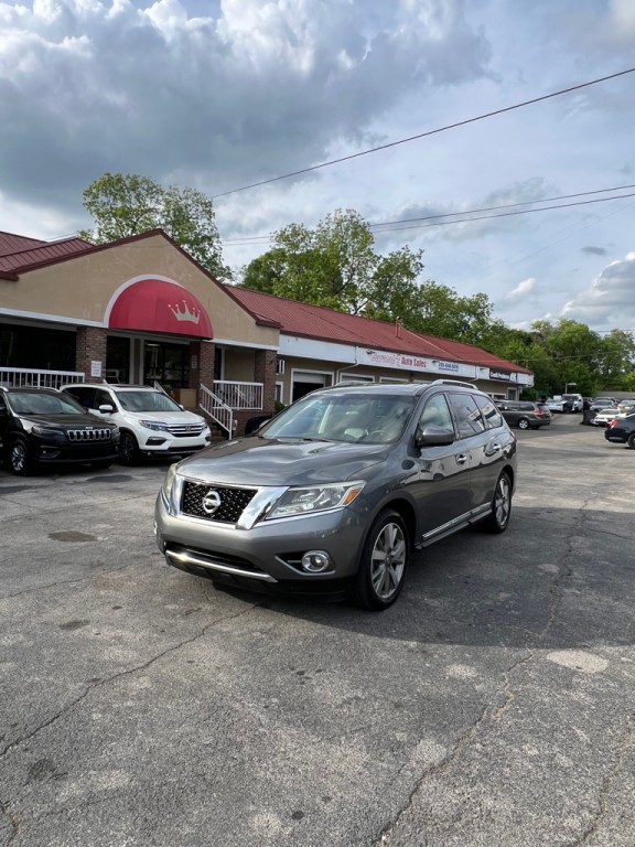 2016 Nissan Pathfinder Image 1