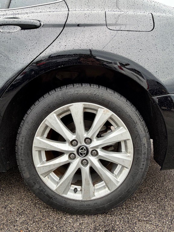 2019 Toyota Camry Image 22