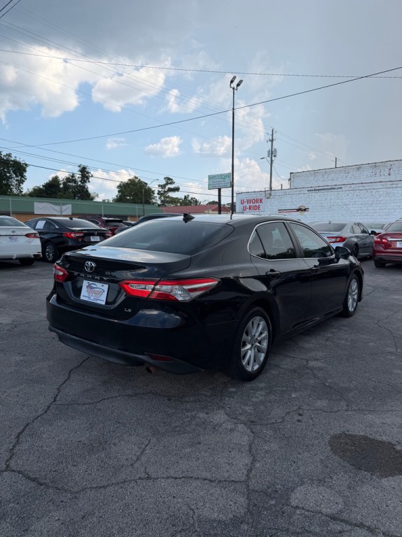 2019 Toyota Camry Image 5