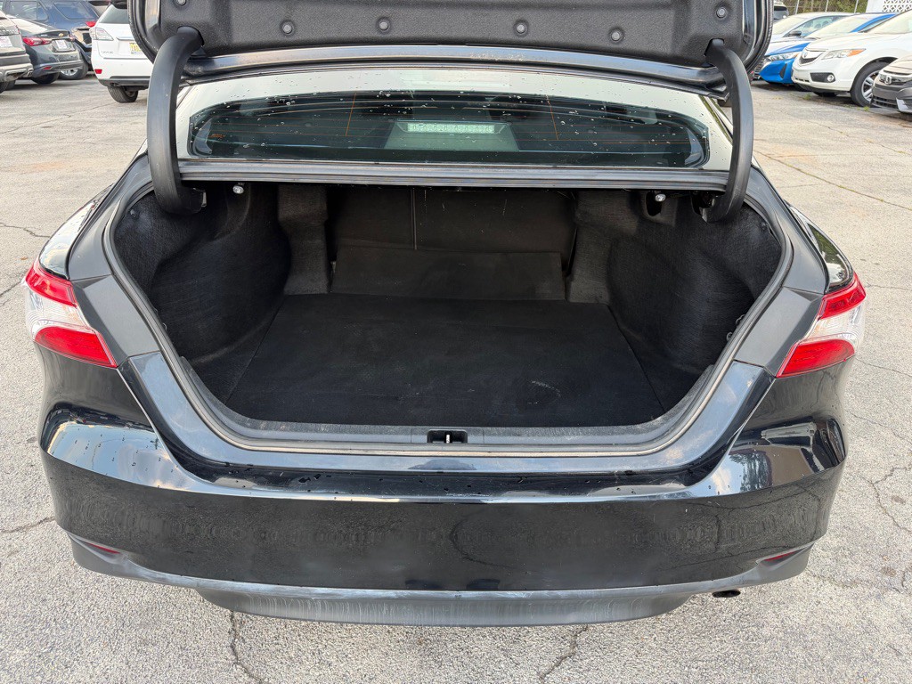 2019 Toyota Camry Image 22