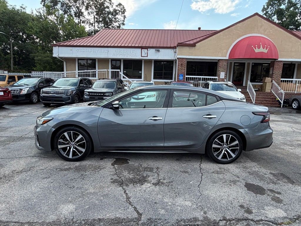 2019 Nissan Maxima Image 2