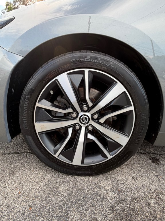 2019 Nissan Maxima Image 22