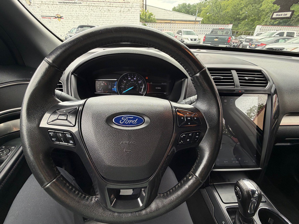 2018 Ford Explorer Image 18