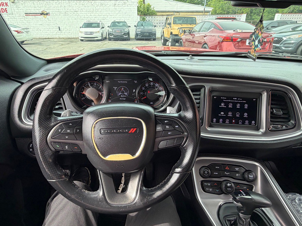 2019 Dodge Challenger Image 10