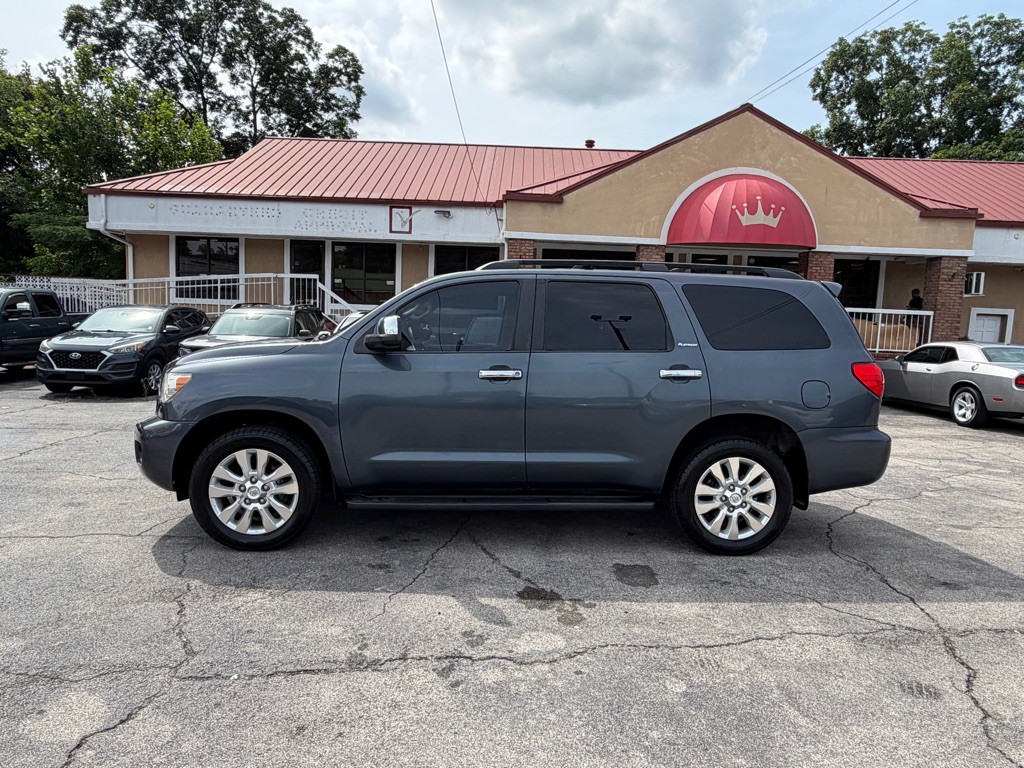 2008 Toyota Sequoia Image 2