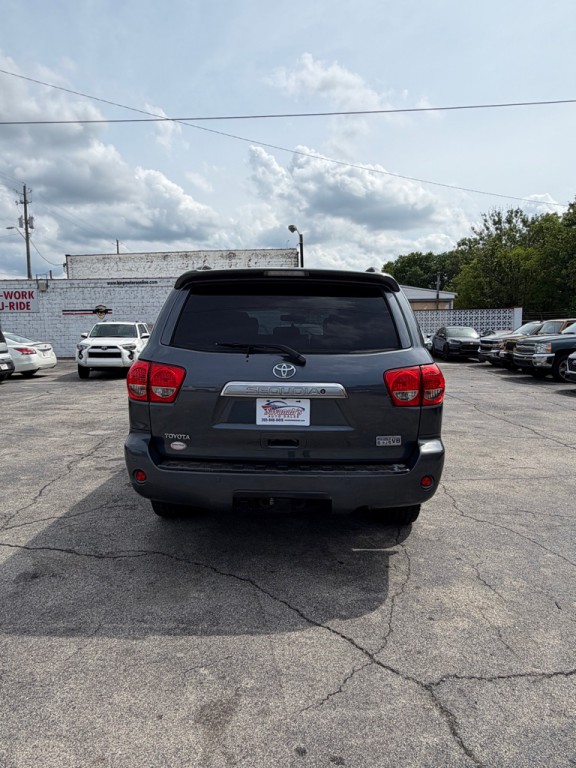 2008 Toyota Sequoia Image 4