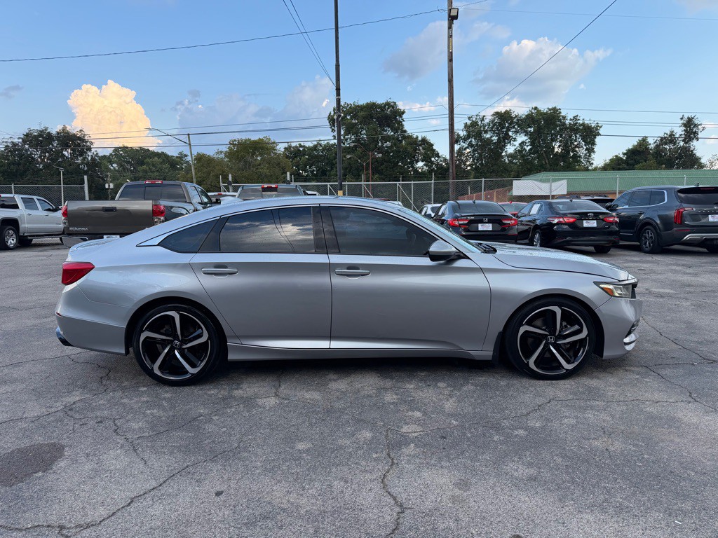 2018 Honda Accord Image 6
