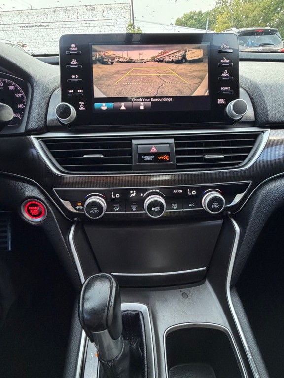 2018 Honda Accord Image 11
