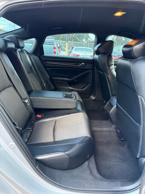 2018 Honda Accord Image 19