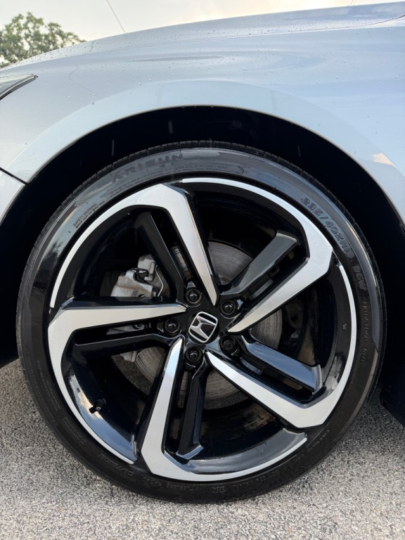 2018 Honda Accord Image 24