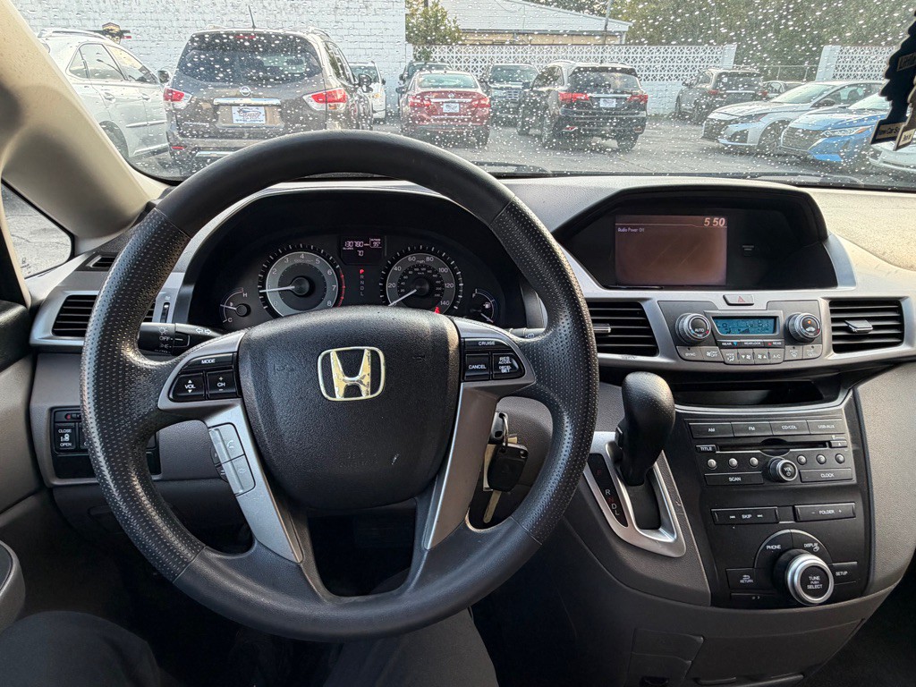2013 Honda Odyssey Image 10