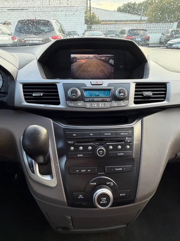 2013 Honda Odyssey Image 11