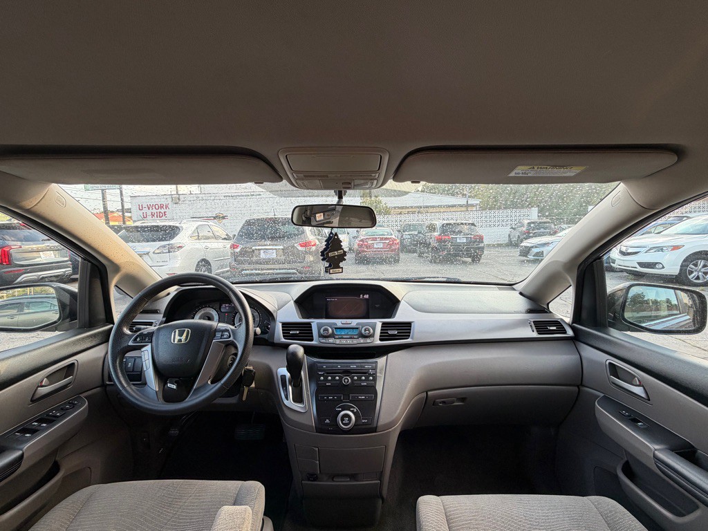 2013 Honda Odyssey Image 12