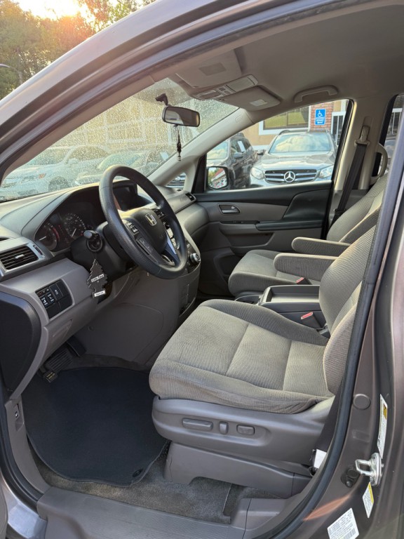 2013 Honda Odyssey Image 14