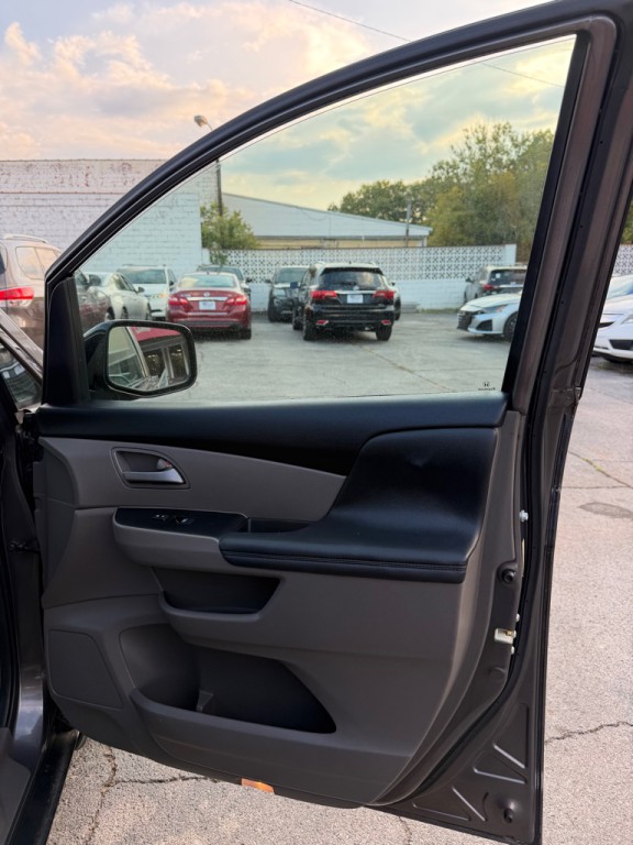 2013 Honda Odyssey Image 21